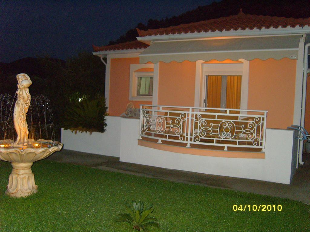 Elisabeth Villas Kerveli Стая снимка